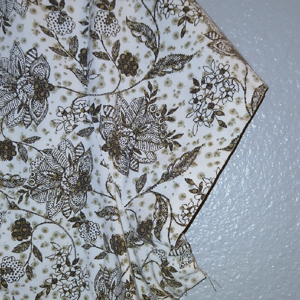 Badic Editions Brown Floral Top - Picture 3 of 6